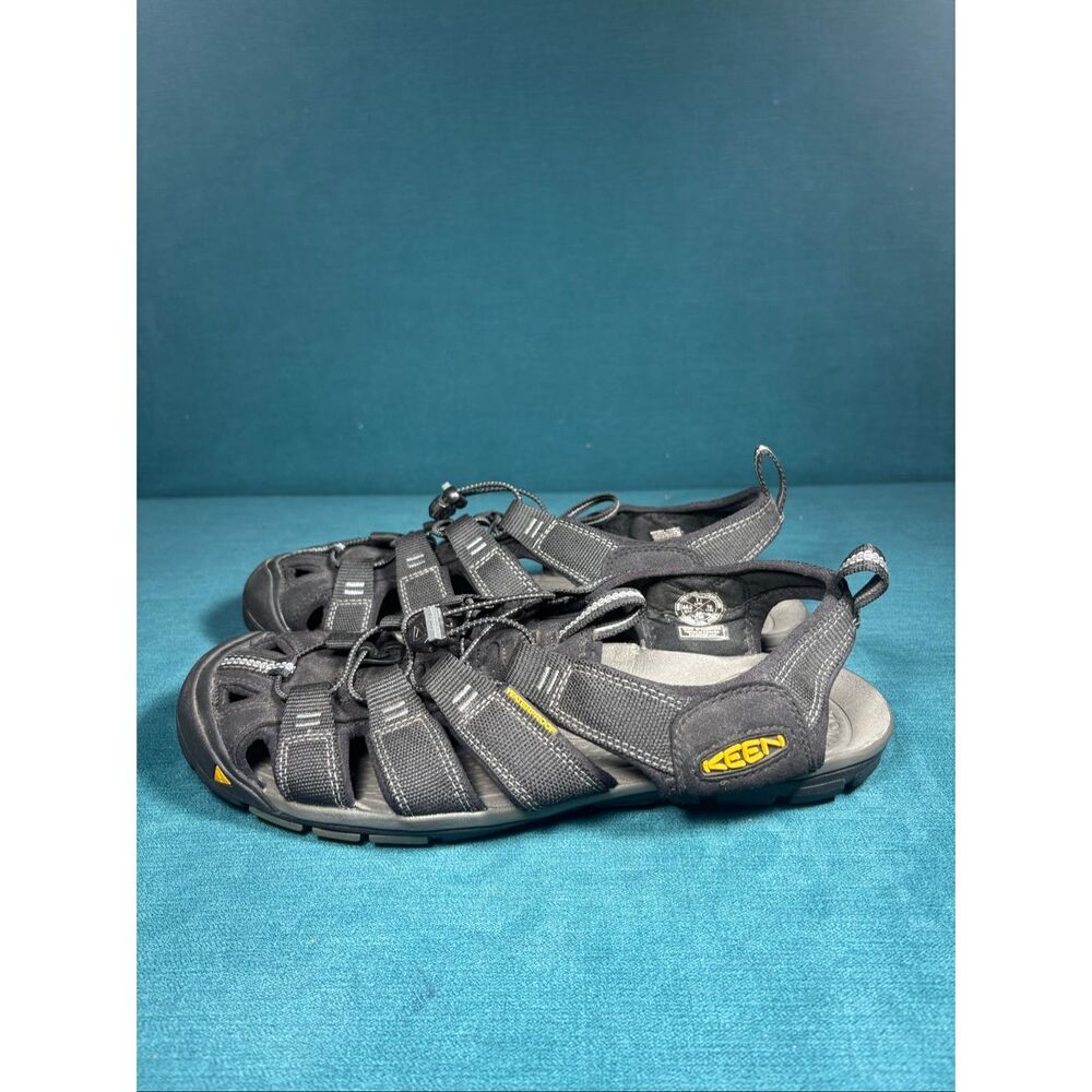 KEEN Newport H2 Black Gray Water Hiking Sandals Men’s Size 11